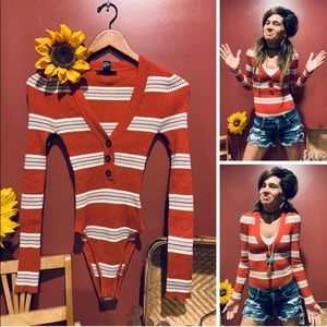 ✌️Sweater Onesie✌️NWT